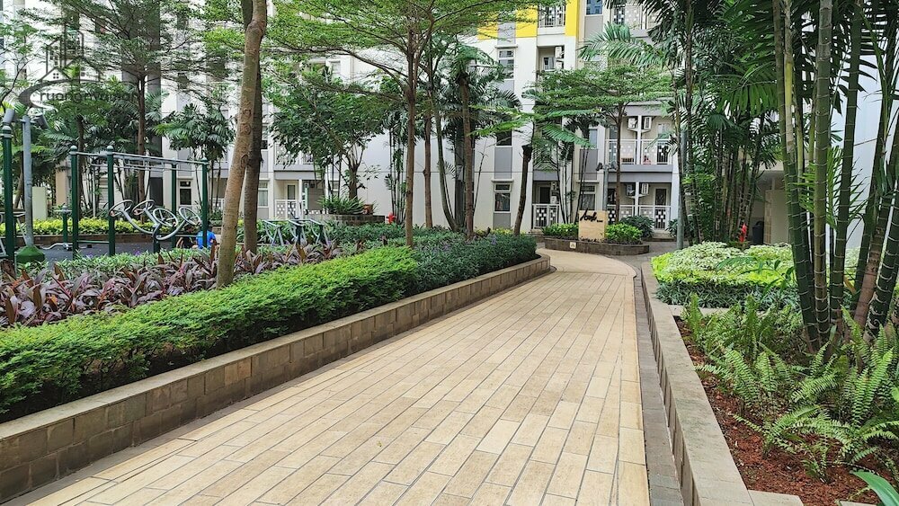 Short-term housing rental RuangNyaman at The Springlake Summarecon Bekasi, Bekasi, photo