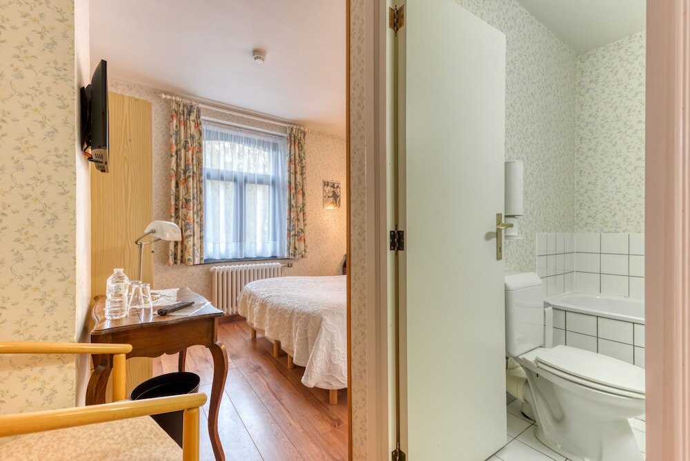 Фото Hôtel Le Cor de Chasse