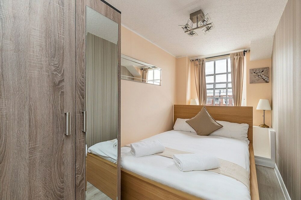Фото Nice 3 Bedrooms Apartment Near Hyde Park & Oxford St