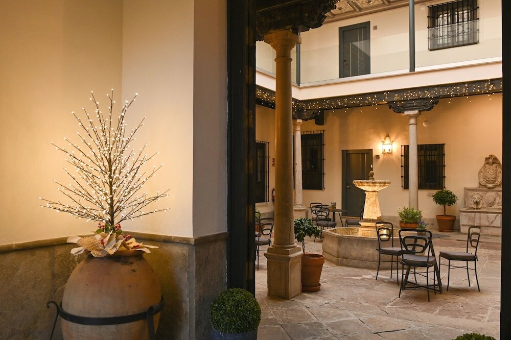 Фото Palacete 1620, Apartamentos Premium-Only adults