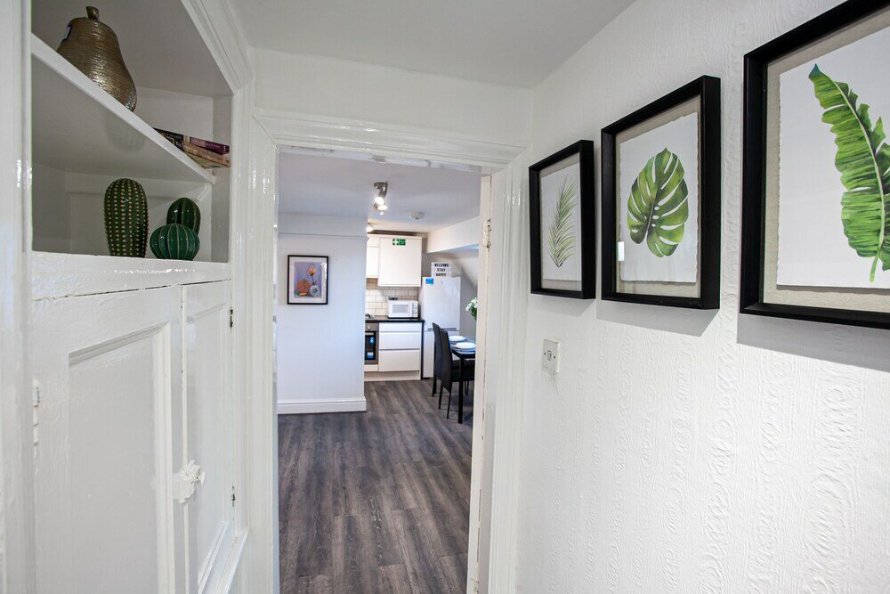 Фото The Manchester Pad - Sleeps 12