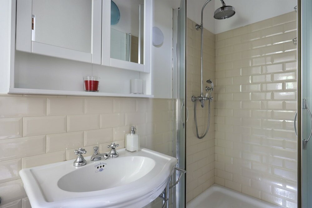 Фото Oltrarno Modern Apartment in Florence - Hosted by Sweetstay