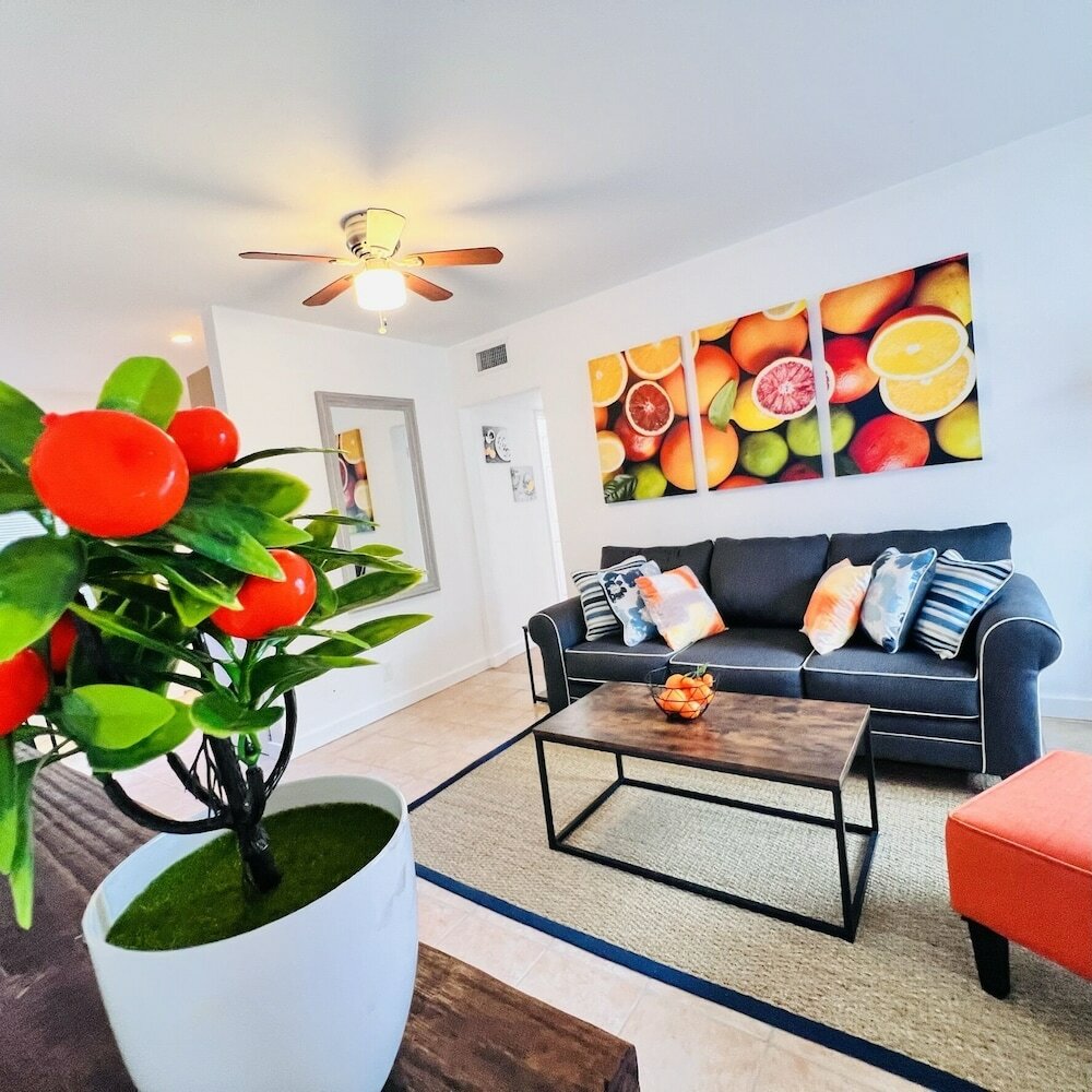 Фото Coco Bay Condos