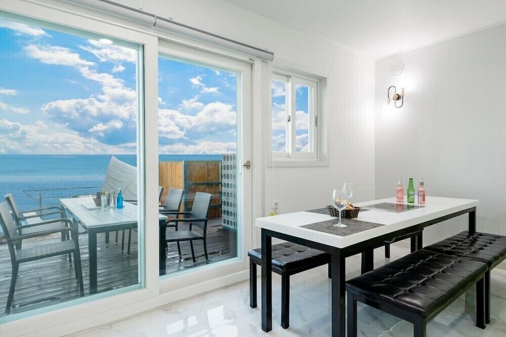 Фото Pool Villa 1-2 Pension