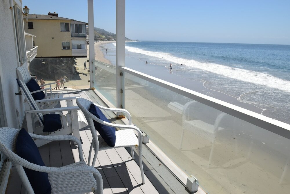 Фото Malibu Beach Paradise Apartments