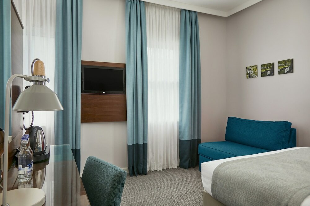 Фото Seraphine Hammersmith Hotel