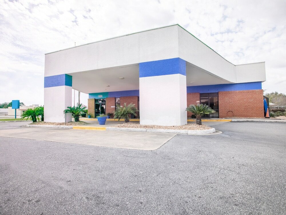 Фото Oyo Hotel Lake Park/Valdosta I-75