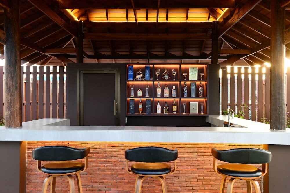 Фото Hisea Huahin Hotel