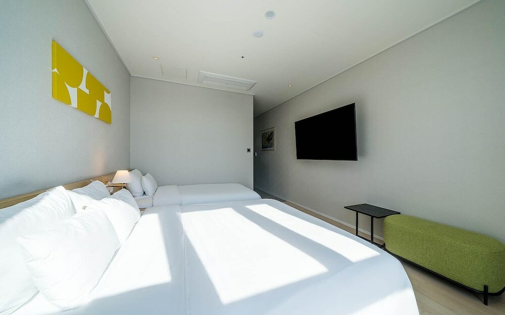 Фото Ocean The Point Hotel Gwanganli