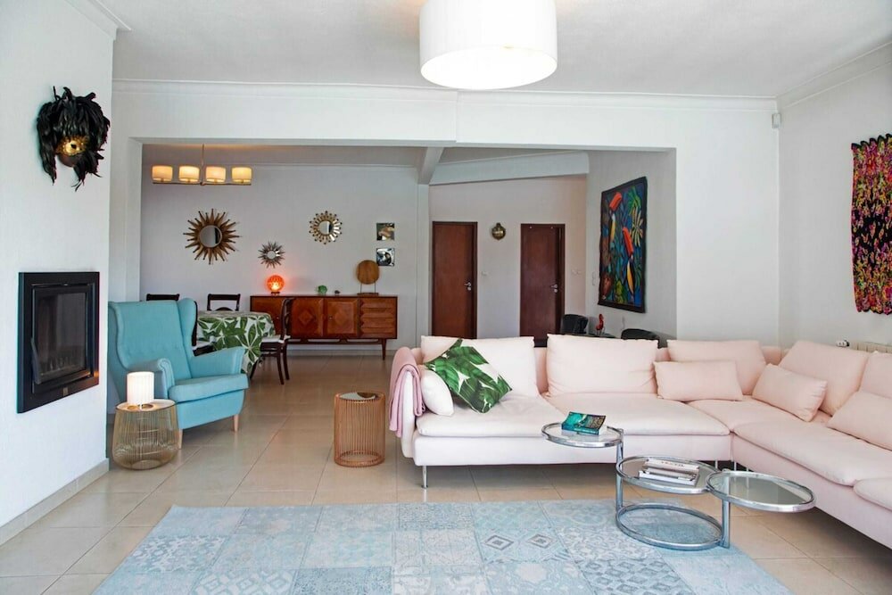 Фото Fig Tree Family House w 4 Bedrooms, Garden & Pool