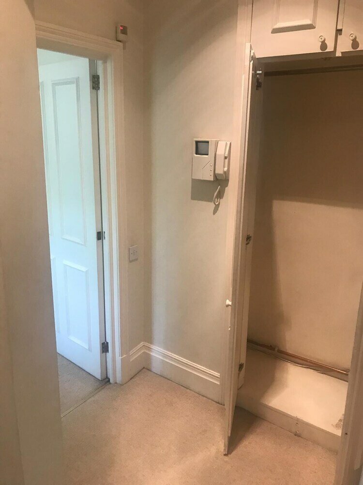 Фото Beautiful one bedroom in Kensington