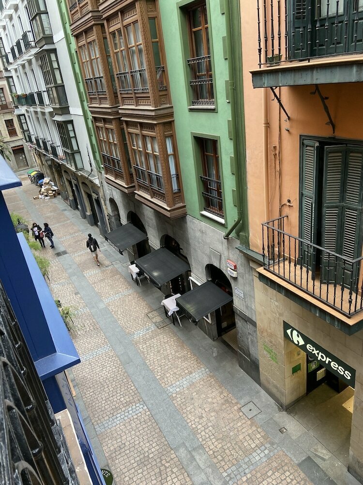 Hotel Casual Bilbao Mardones, Bilbao, photo