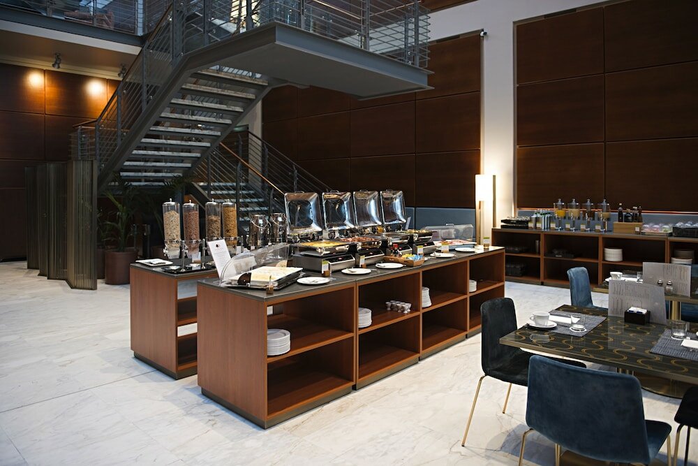 Фото DoubleTree by Hilton Turin Lingotto