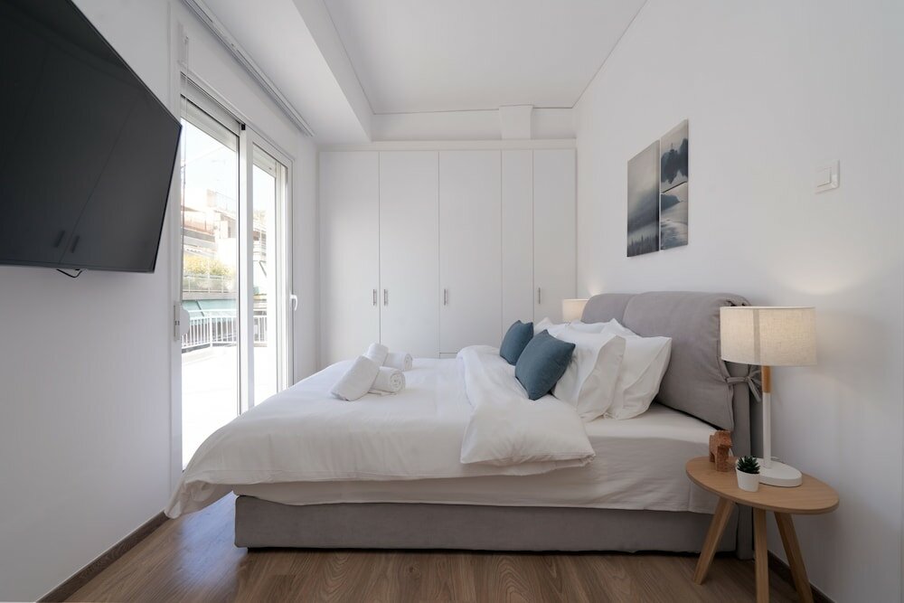 Фото Athens Hideout apt with rooftop