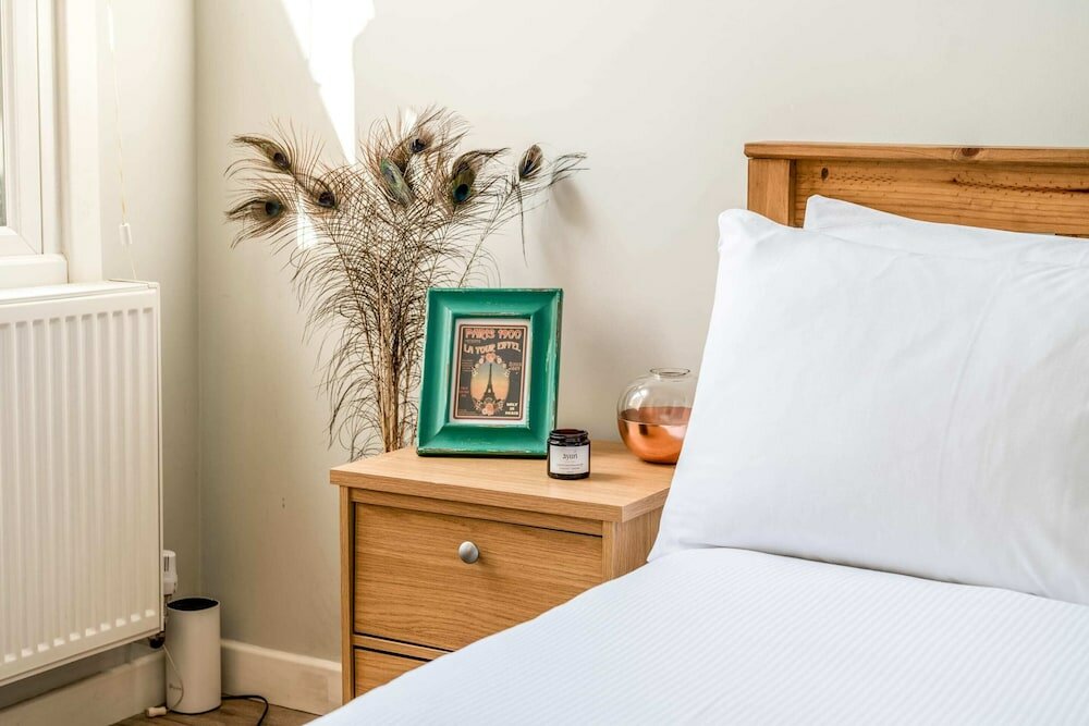 Фото Chic and Cheerful Flat in Willesden Green