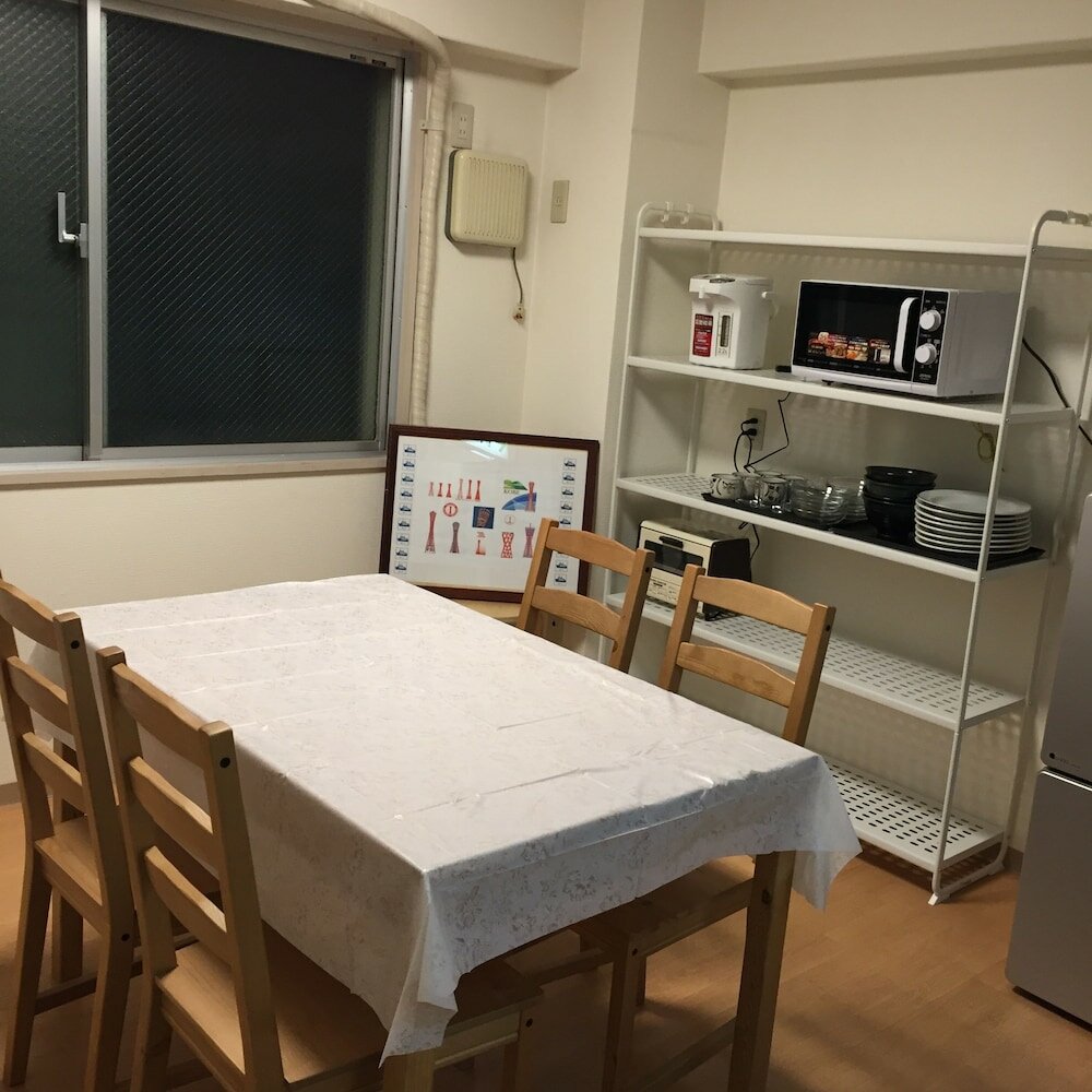 Фото T&k Hostel Kobe Sannomiya East