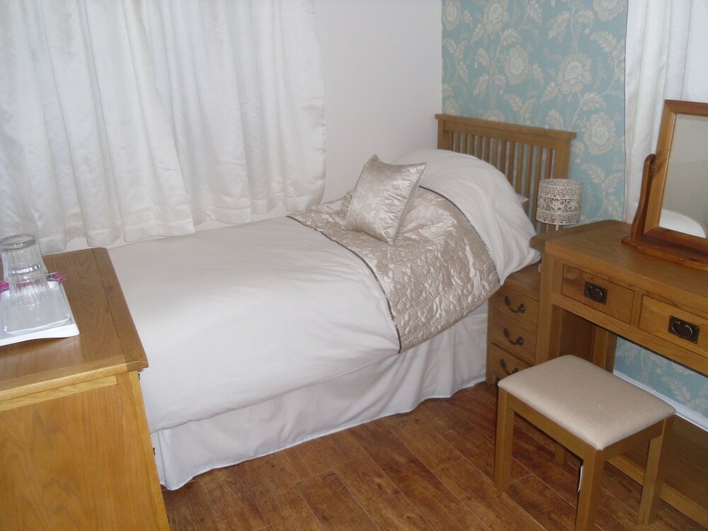 Фото Craig Eithin B & B Holyhead