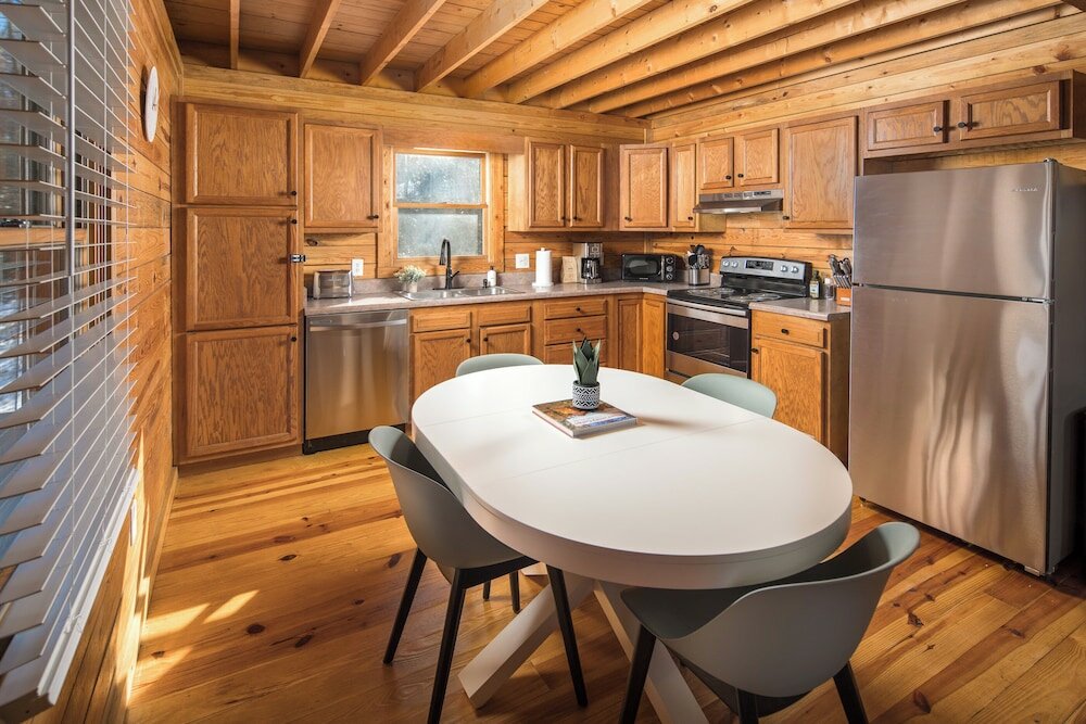 Фото Red Feather Cabins 103