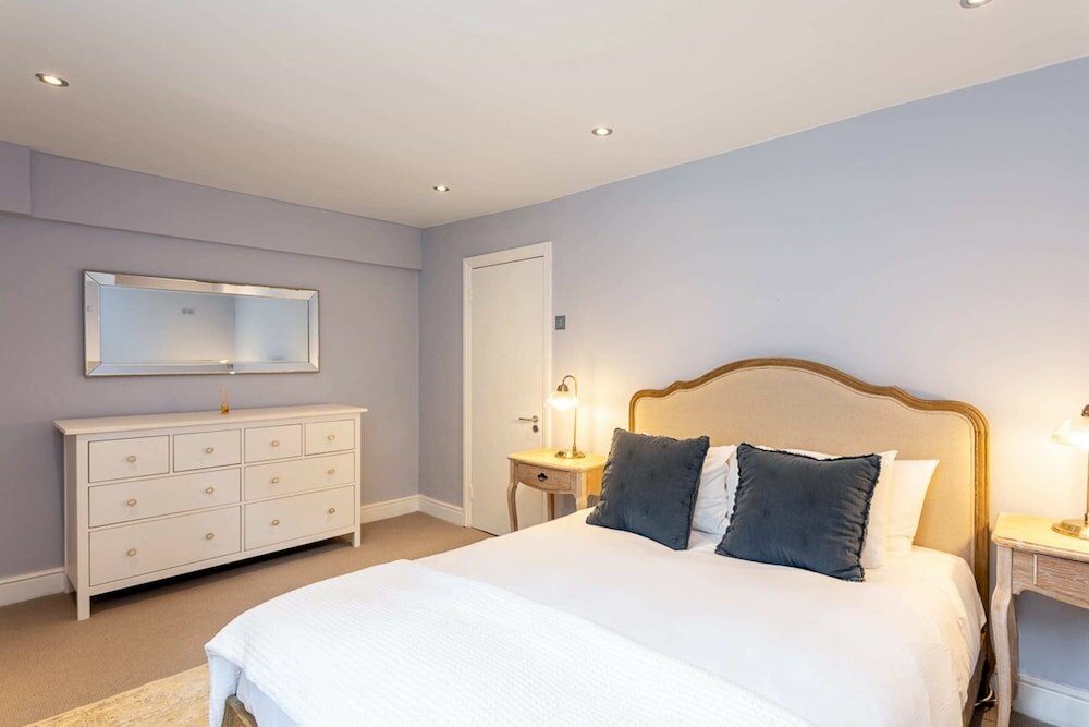 Фото Two Bed Notting Hill Gem