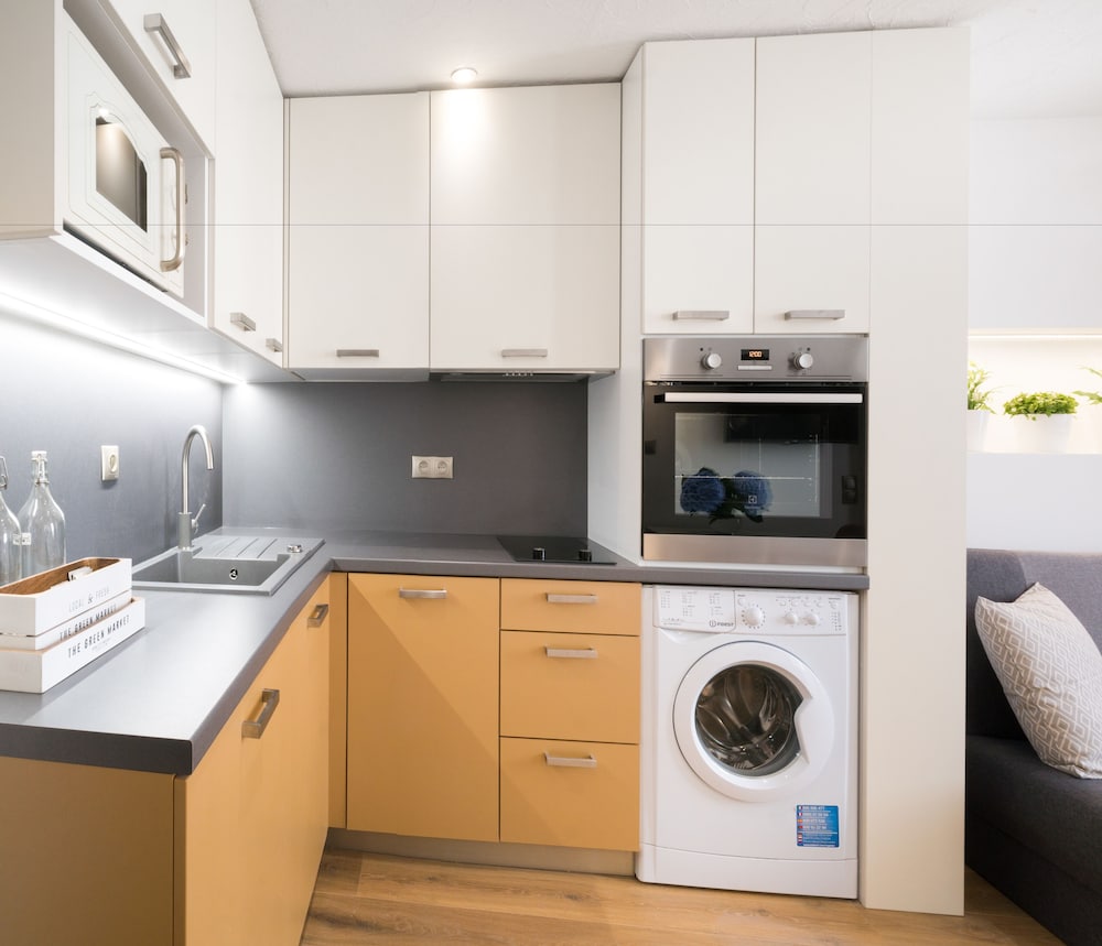 Фото Mordecai Twelve Apartments by Adrez Living