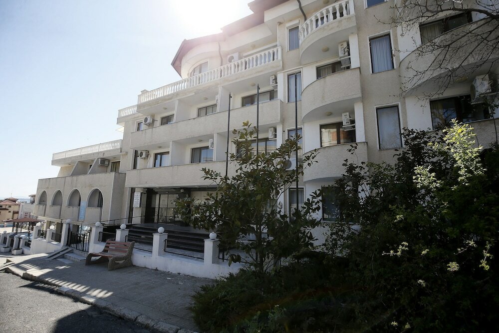 Фото Hotel Corona by Asteri Hotels