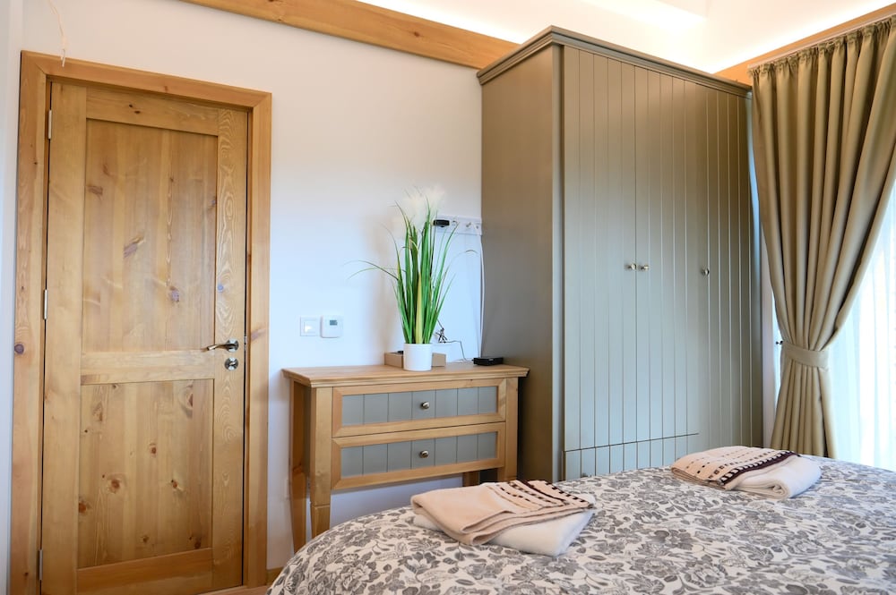 Фото Villa Raphael near Pirin Golf Resort