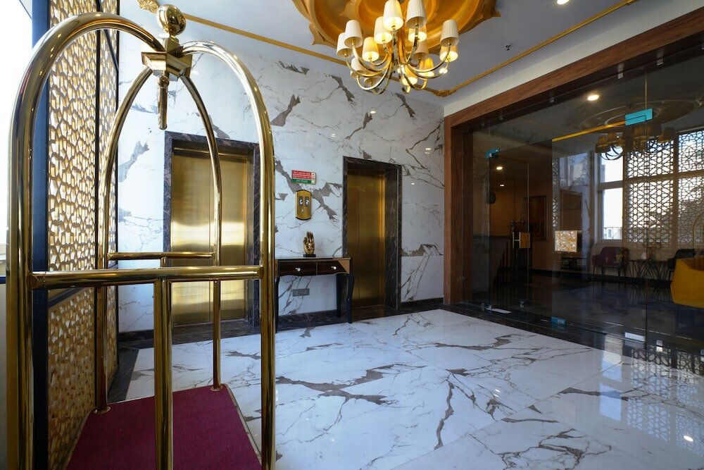 Фото All Heavens Gold