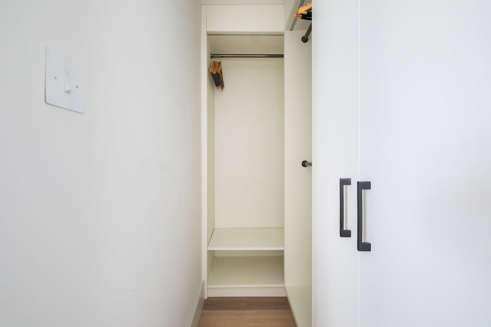 Фото Iverna Gardens by Lime Street