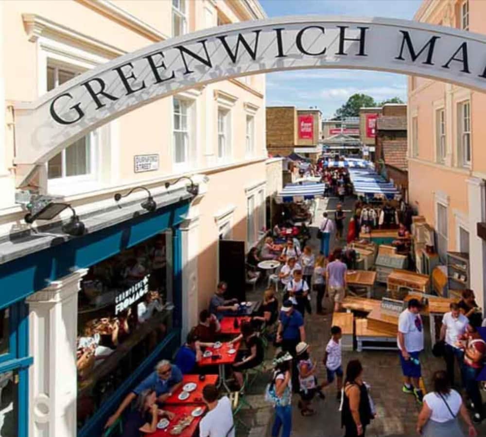 Фото Modern 2 Bedroom Lewisham Apartment