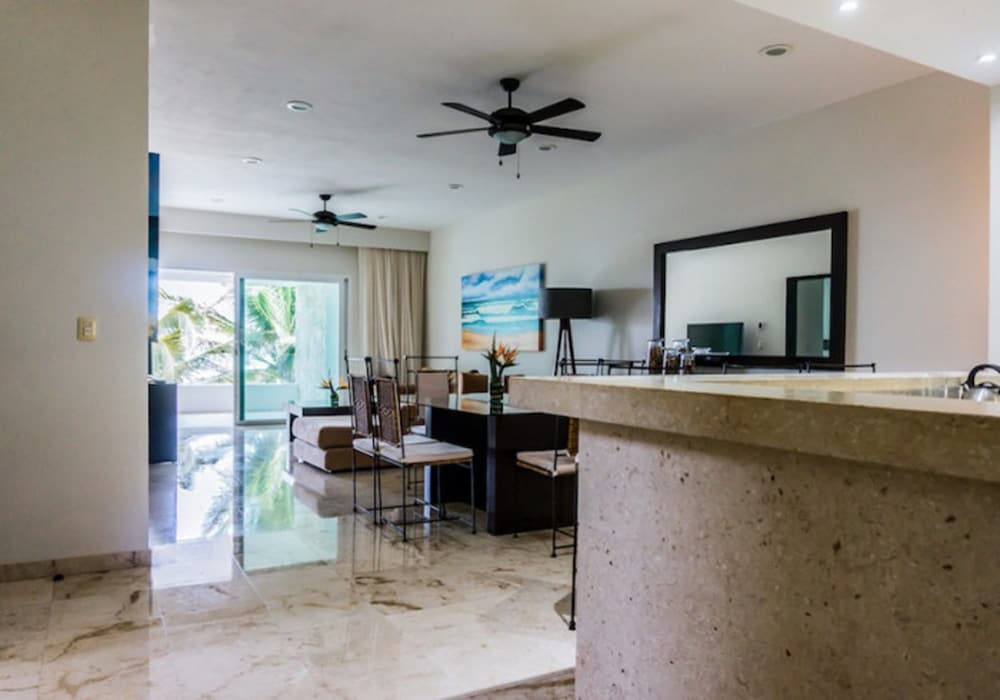 Фото Casa Coral - Luxury Condos