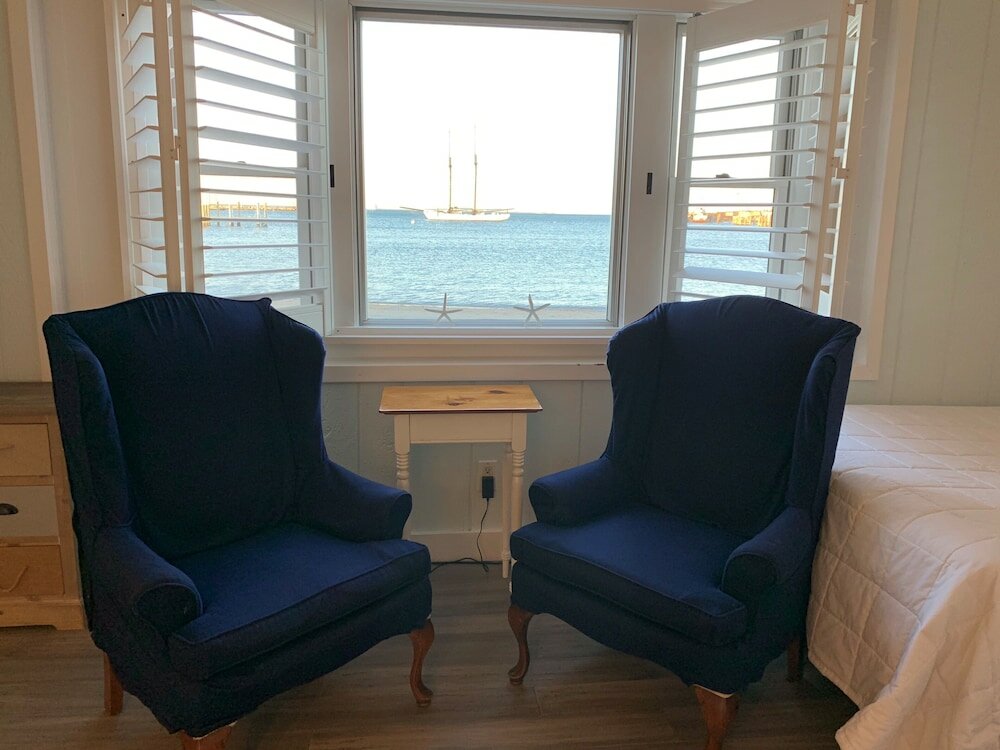 Фото Vineyard Harbor Motel