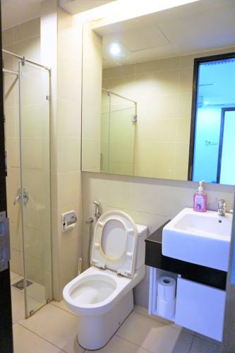 Фото Yelloduck Rooms & Apartments @ Casa Residency