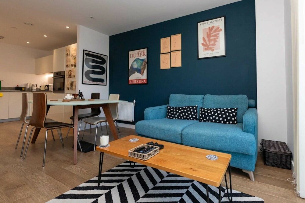 Фото Peaceful & Vibrant 1bd Flat W/balcony- Bow Common!