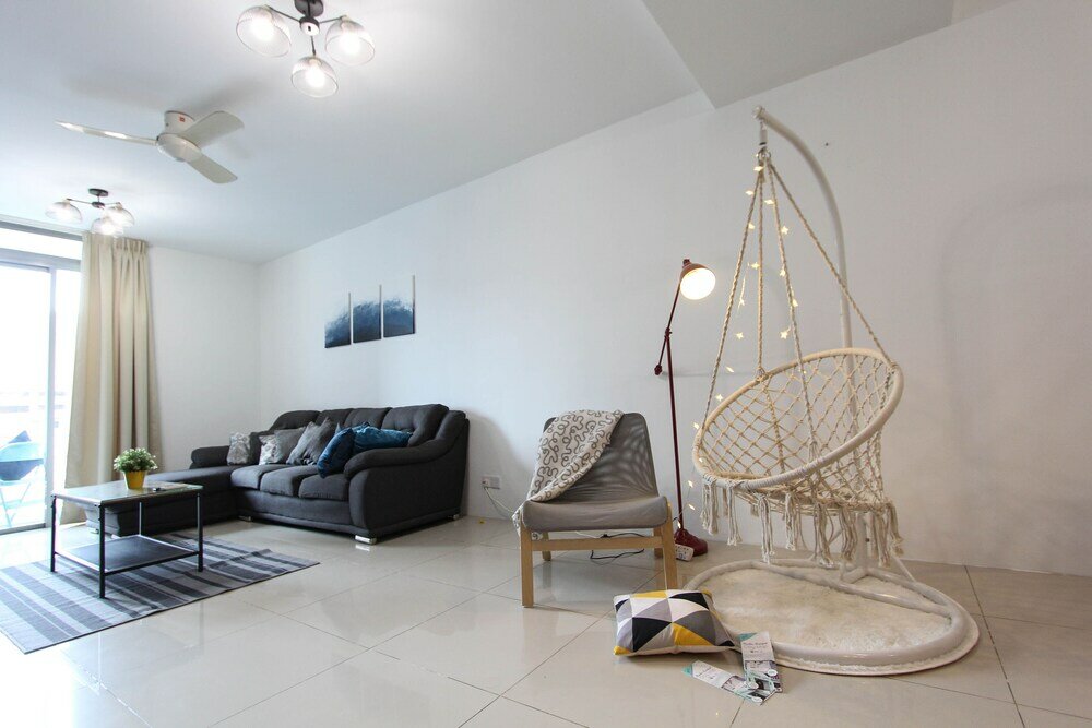 Фото Paradise Apartment at Taragon BktBintang 