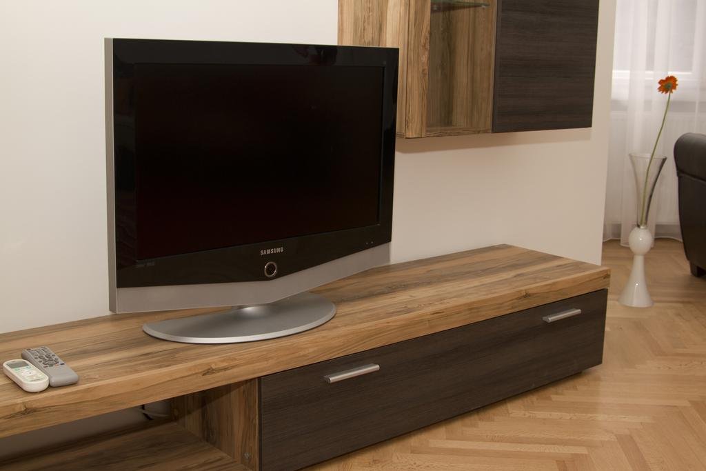 Фото Be a Budapester