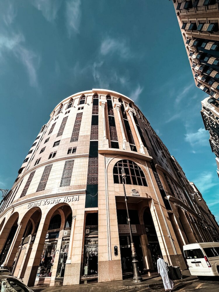 Фото Grand Zowar