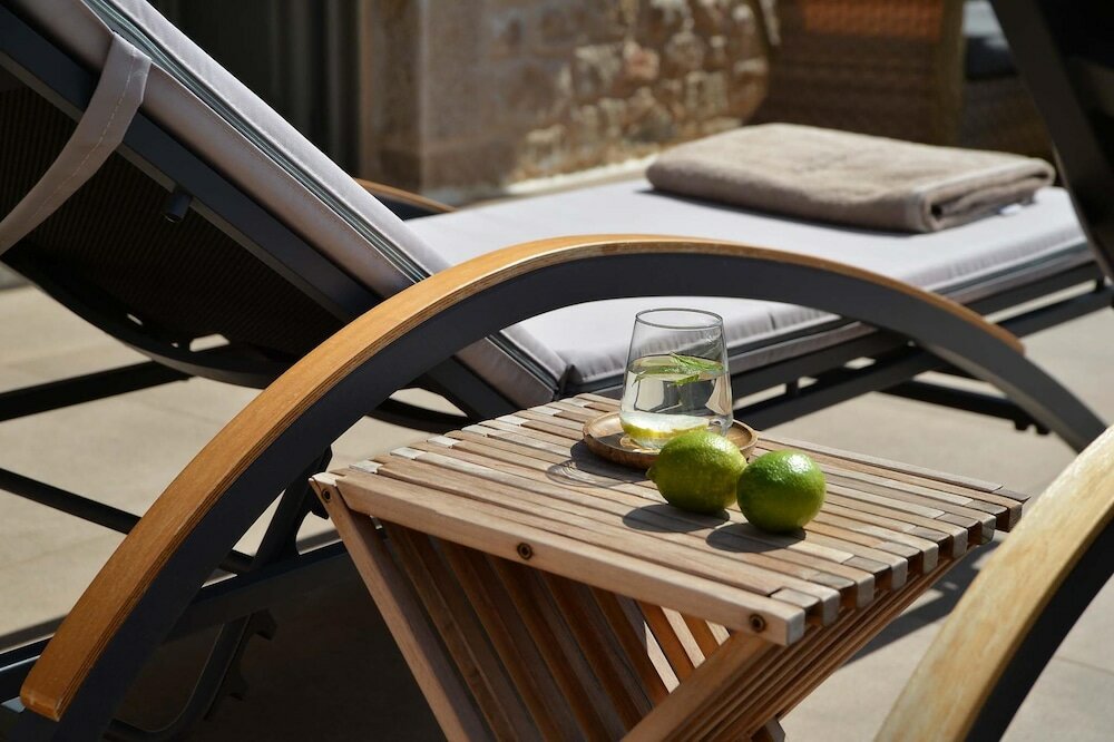 Фото Akrolithi Boutique Hotel