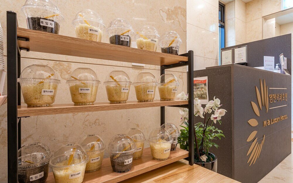 Фото M&Lucky Hotel