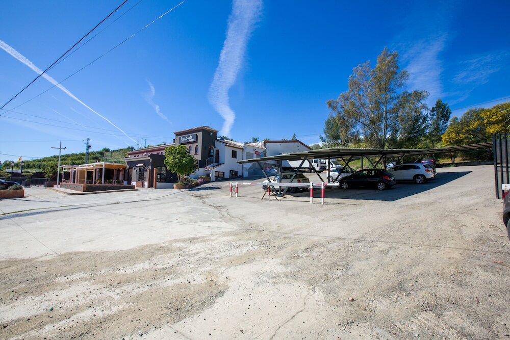 Фото Hostal Don Joaquin Alora