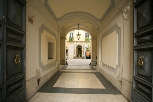 Апартаменты Your Prestigious Penthouse at the Spanish Steps в Риме