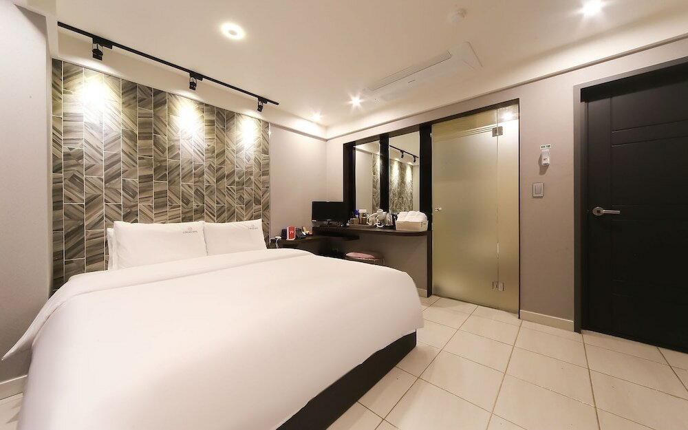 Фото Busan Hadan E Palace Hotel