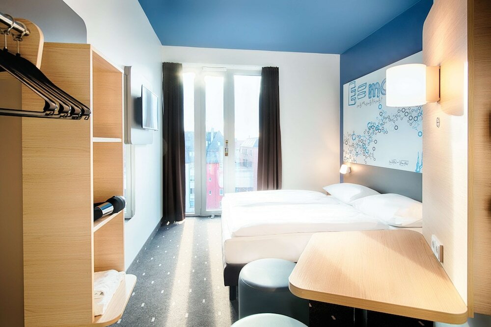 Фото B&b Hotel Ulm