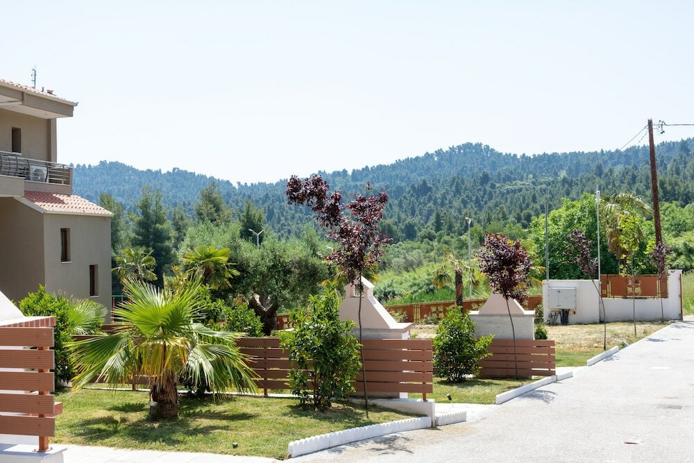 Фото Pefkohori Golden Mountain Beach Resort