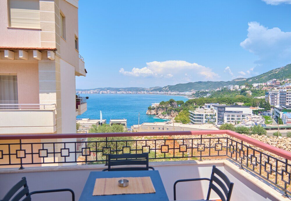 Фото Kondo Stays - Melon Apartments