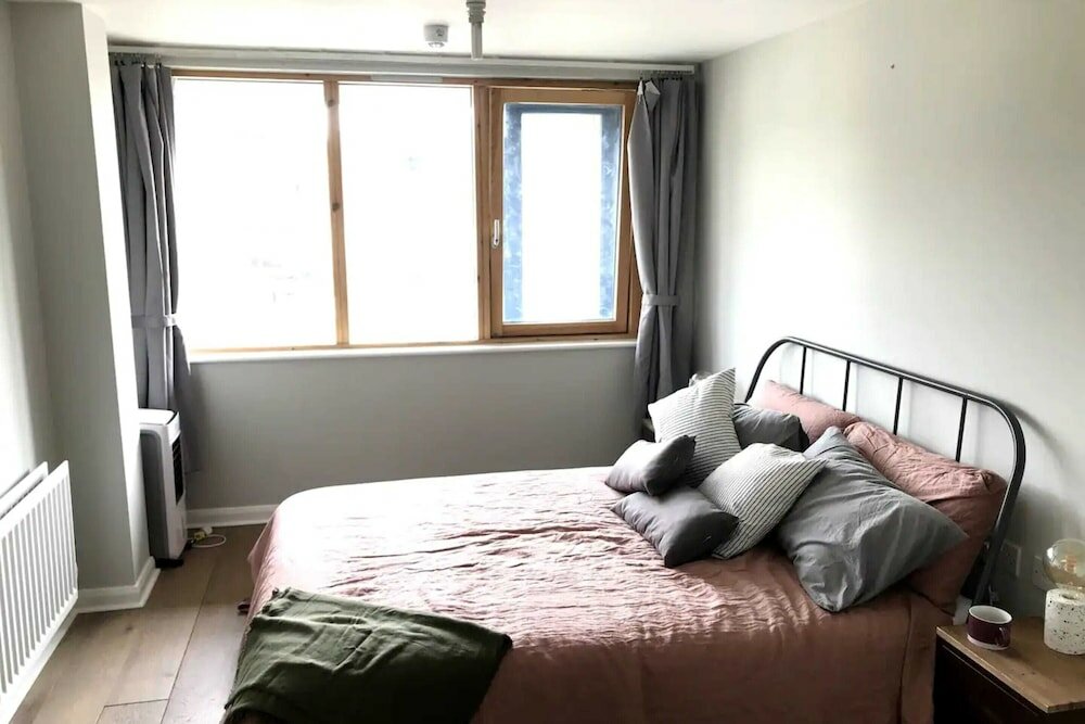 Фото Cheerful 1 Bedroom Apartment in Camden