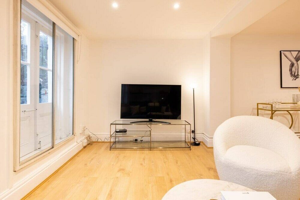 Фото The Brixton Place - Stunning 1bdr w Study Room