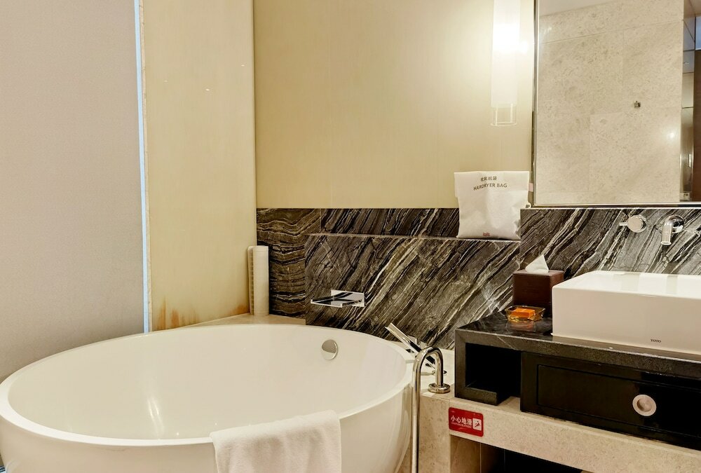 Фото Crowne Plaza Chengdu Wenjiang, an Ihg Hotel