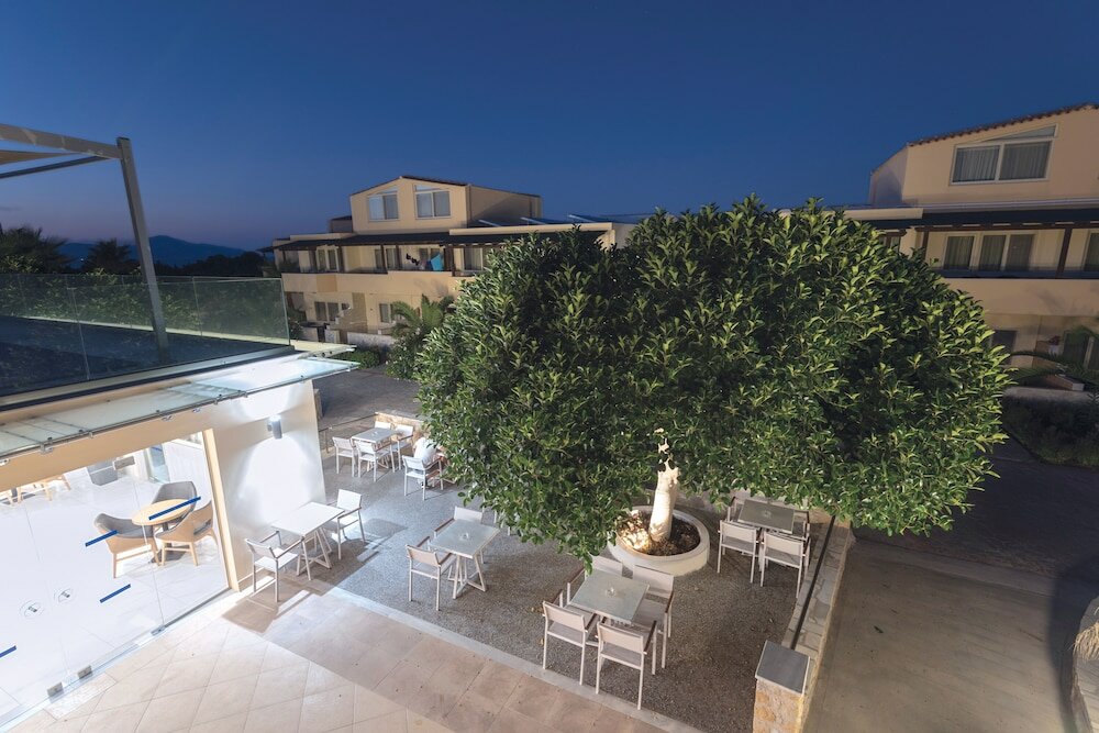 Фото Achilleas Beach Hotel