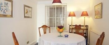 Фото A Place Like Home - Comfortable Apartment in Paddington