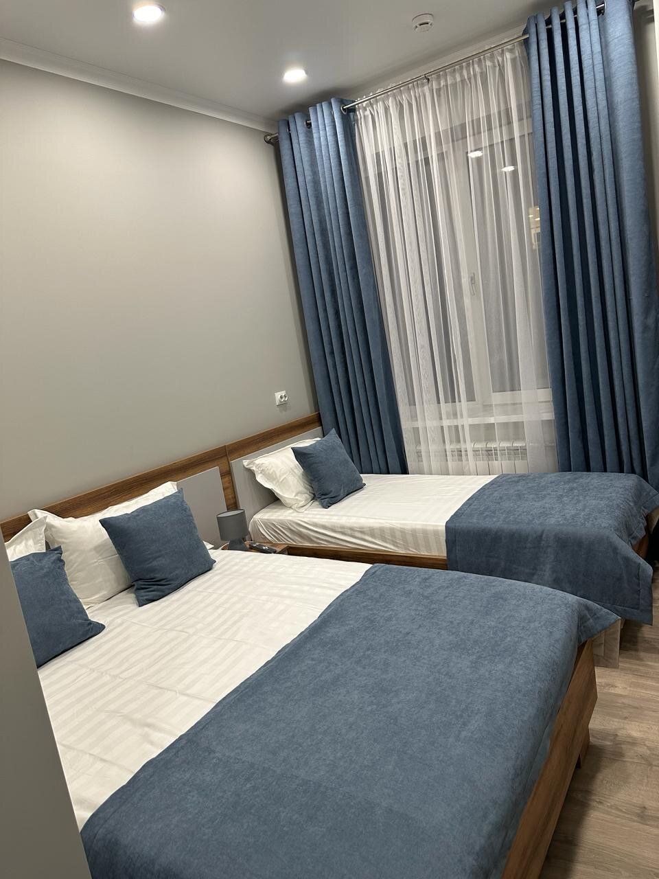 Фото Городская гостиница ул. Тази Гиззата, 1в